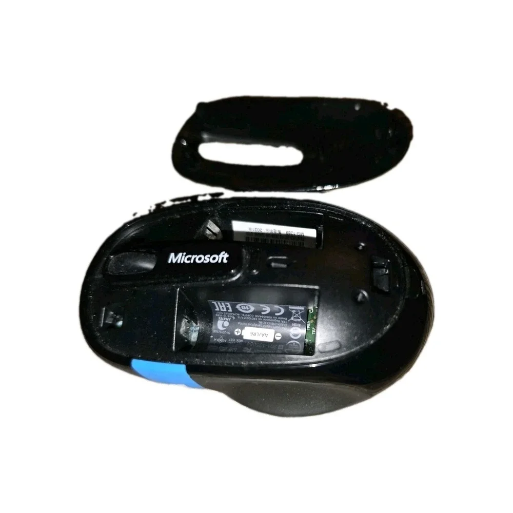 Microsoft - Sculpt Comfort Bluetooth Mouse With Dongle - 1557 - Black